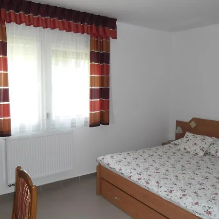 Andrea Apartman