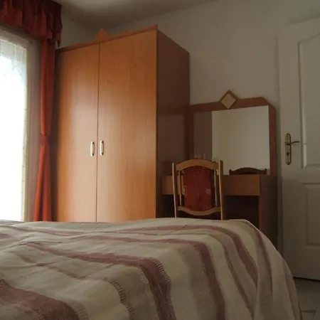 Andrea Apartman *